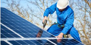 Installation Maintenance Panneaux Solaires Photovoltaïques à Lutz-en-Dunois